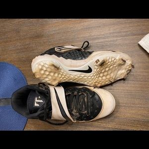 Mens Nike baseball cleats